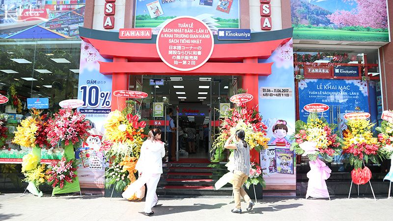 Hot: Không gian sách, truyện tiếng Nhật đầu tiên tại Sài Gòn